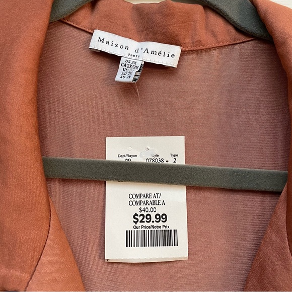 Maison d'Amelie Button-Up Oversized Blouse - Plus Size - Picture 4 of 6